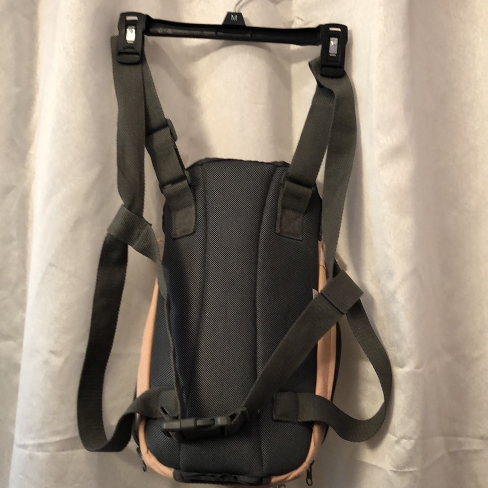 NEW LISTING! TOUCHDOG Sling  Doggie Carrier - Picture 15 of 15